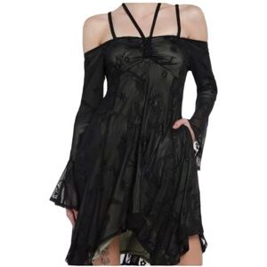 Thorn & Fable Fairy Floral Mesh Halter
BOUTIQUE
Cold Shoulder Dress